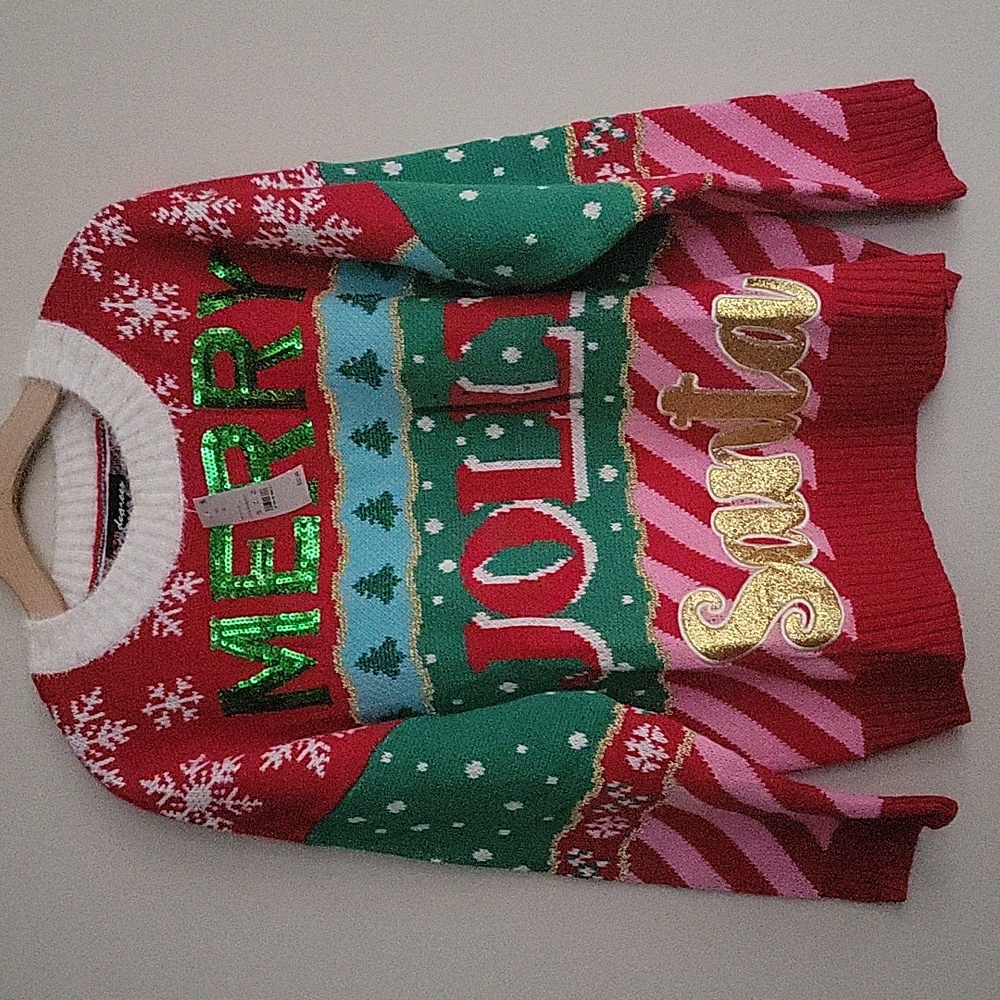 33 Degrees NWT Christmas Festive Ugly Red and Green Holiday Sweater Size M